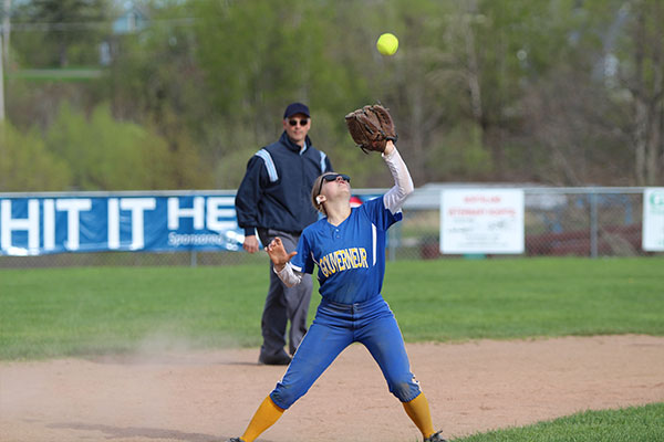 Jade McIntosh catching a fly ball.