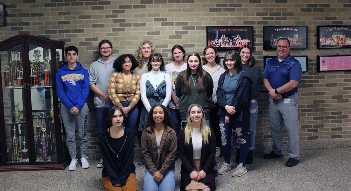 members of the paw print e-newspaper